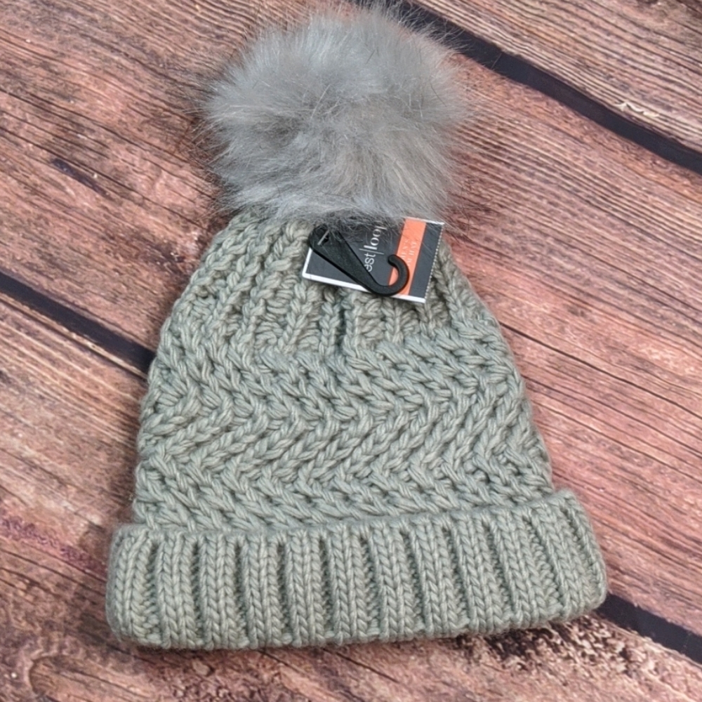 Knit pom grey hat women's